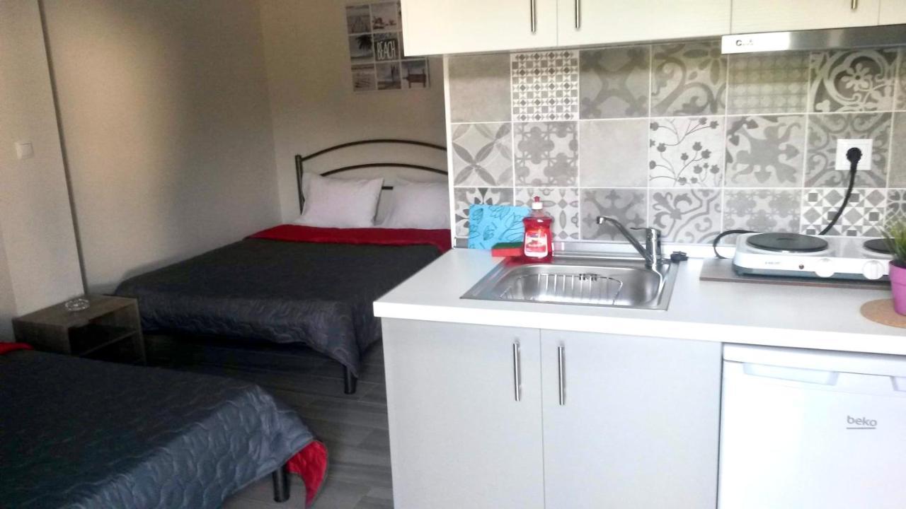 סטאברוס Soso Studios & Apartments מראה חיצוני תמונה