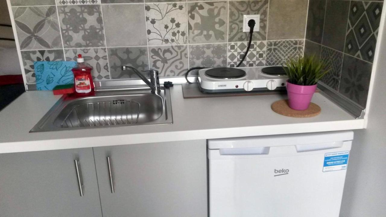 סטאברוס Soso Studios & Apartments מראה חיצוני תמונה