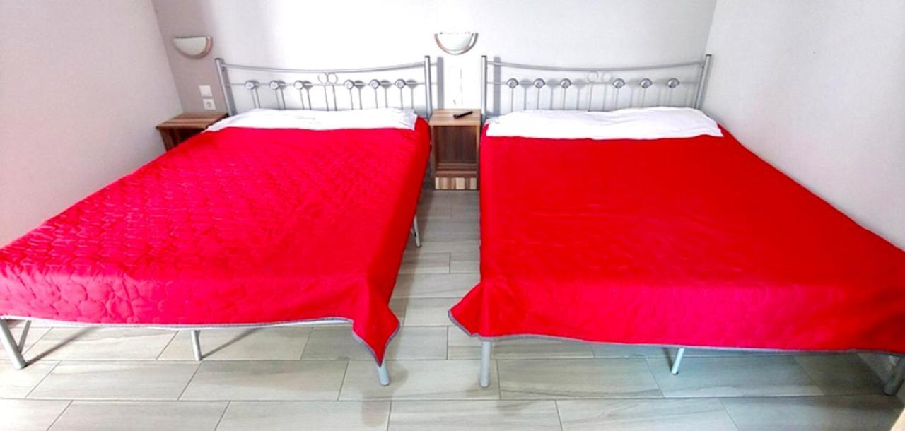 סטאברוס Soso Studios & Apartments מראה חיצוני תמונה